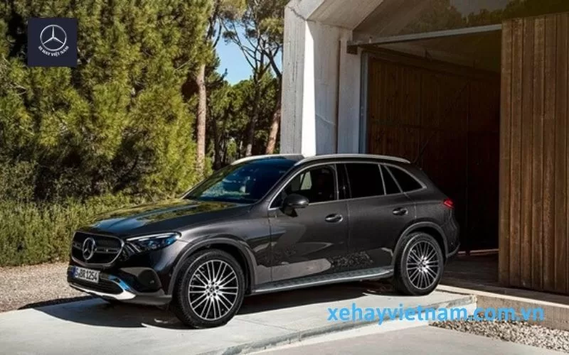 Mercedes GLC 300 4MATIC Mercedes GLC 300 4MATIC 2