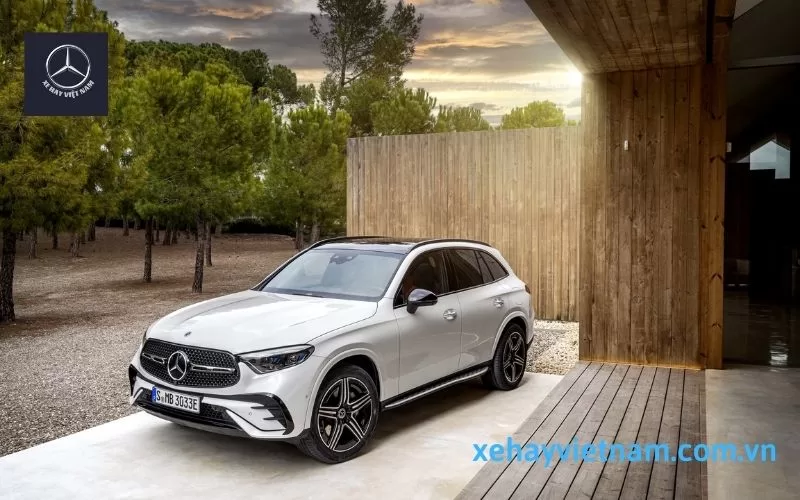 Mercedes GLC 300 4MATIC Mercedes GLC 300 4MATIC 3
