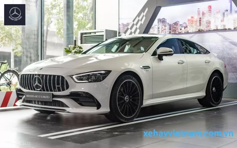Mercedes AMG GT4-Door Coupé 5
